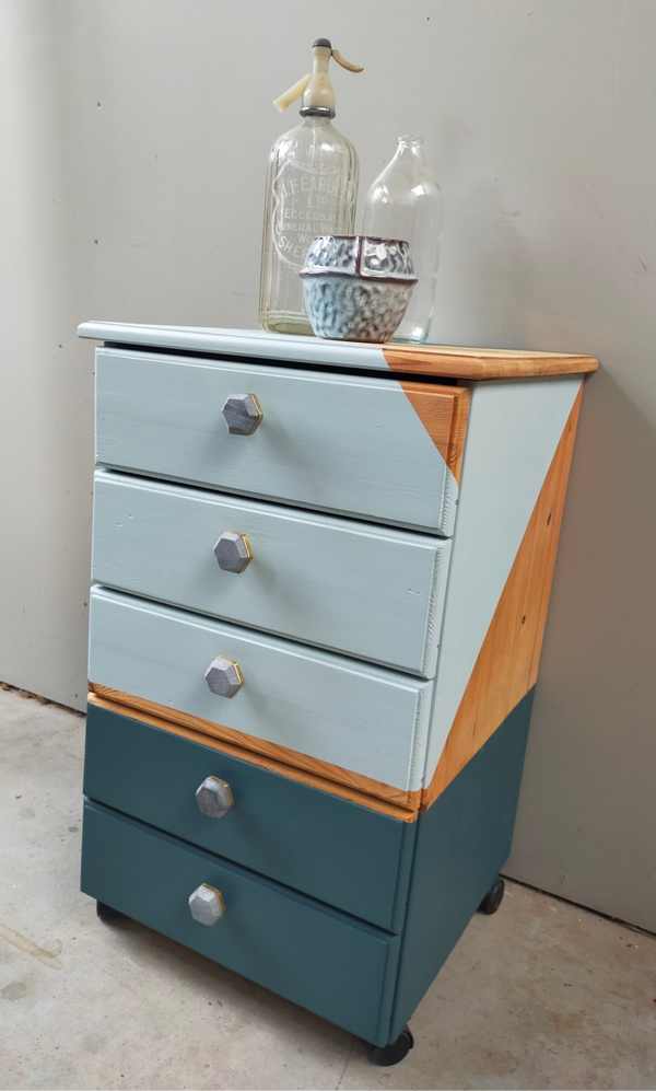 Ladenkastje Tape Design