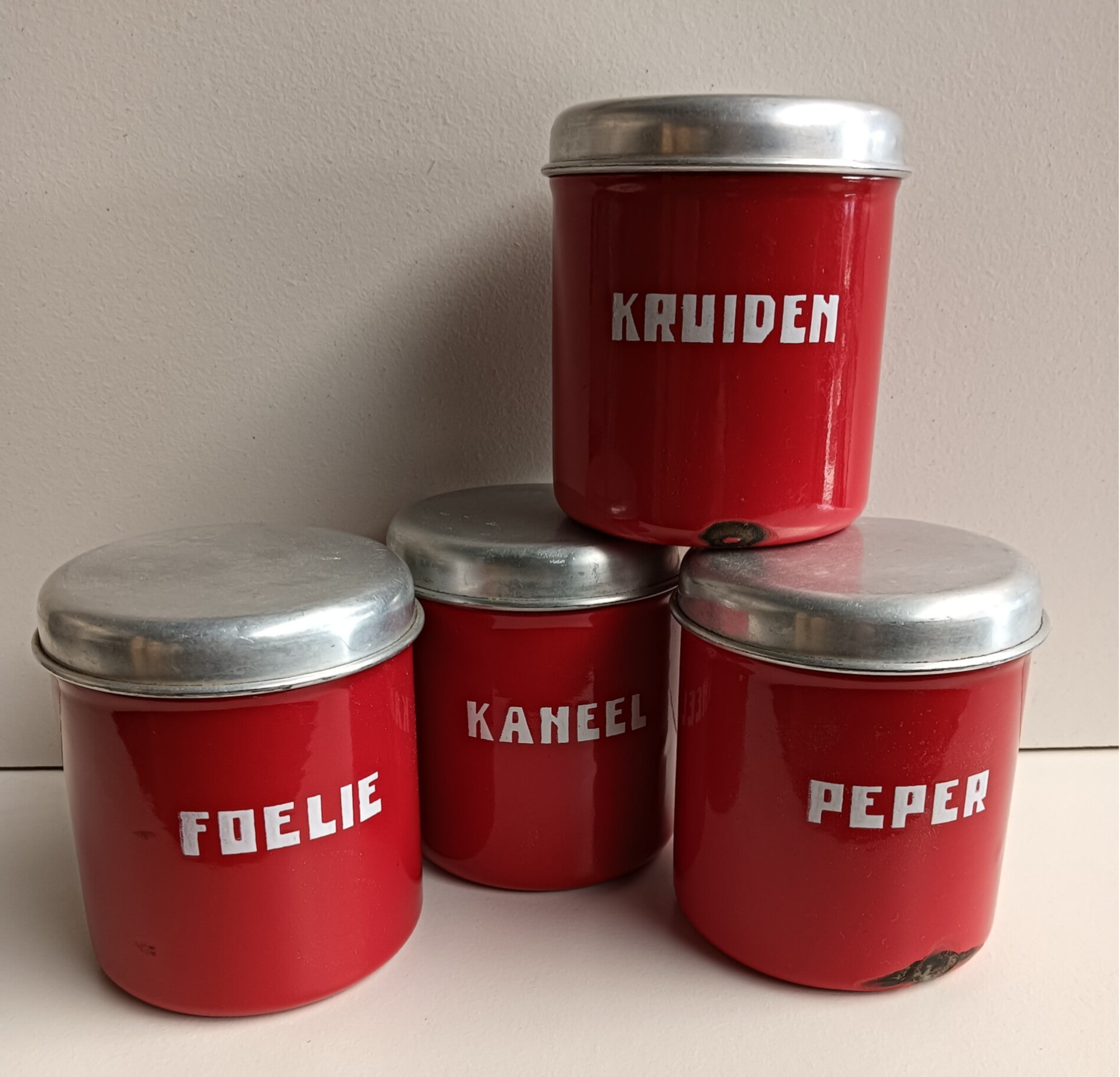 Emaille Kruidenbusjes Rood