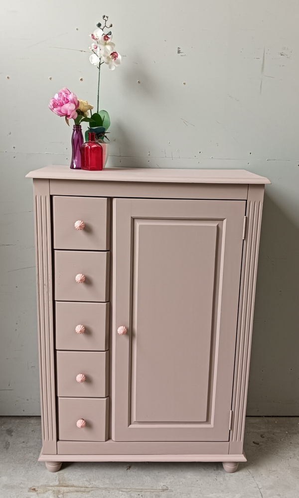 Wandkast / Spekkast Damask