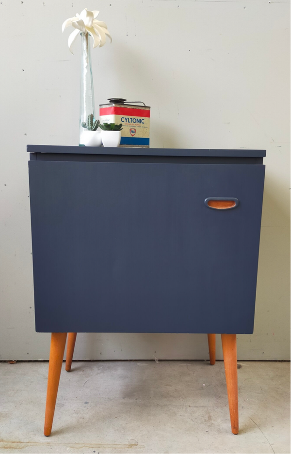 Wandkastje Madam Vintage