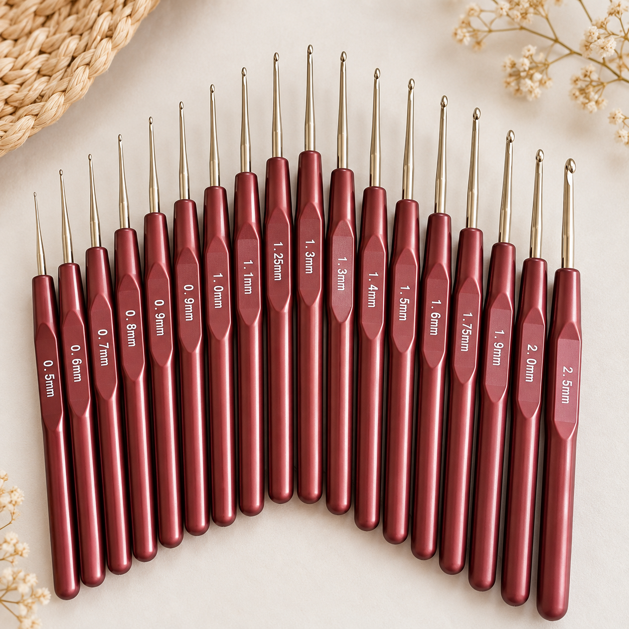 Fine Crochet Hook – 0.5 mm–2.5 mm