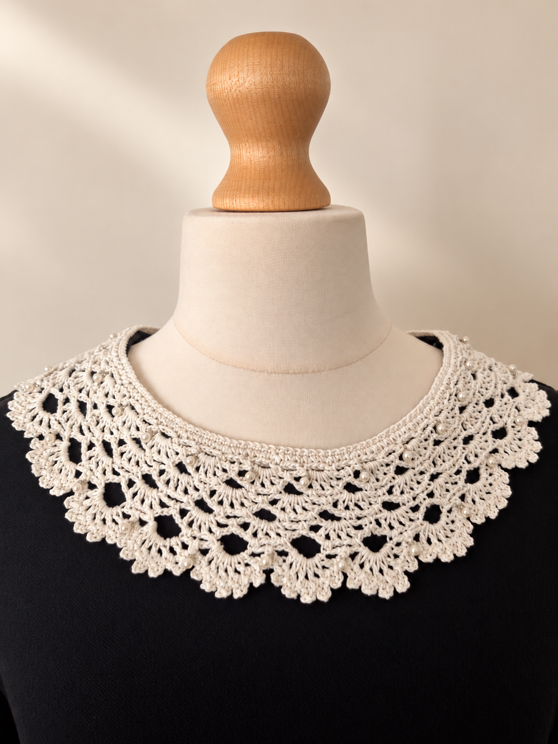 Elegant Crochet Pearl Collar