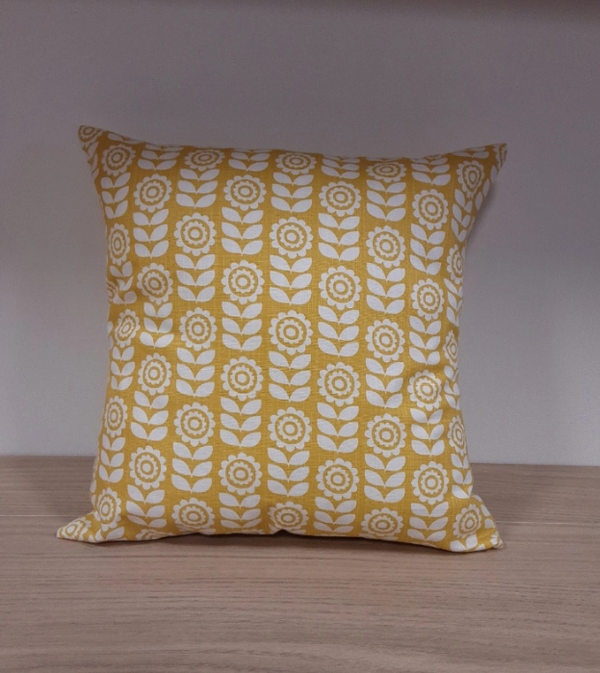 Coussin déhoussable jaune et blanc 40/40