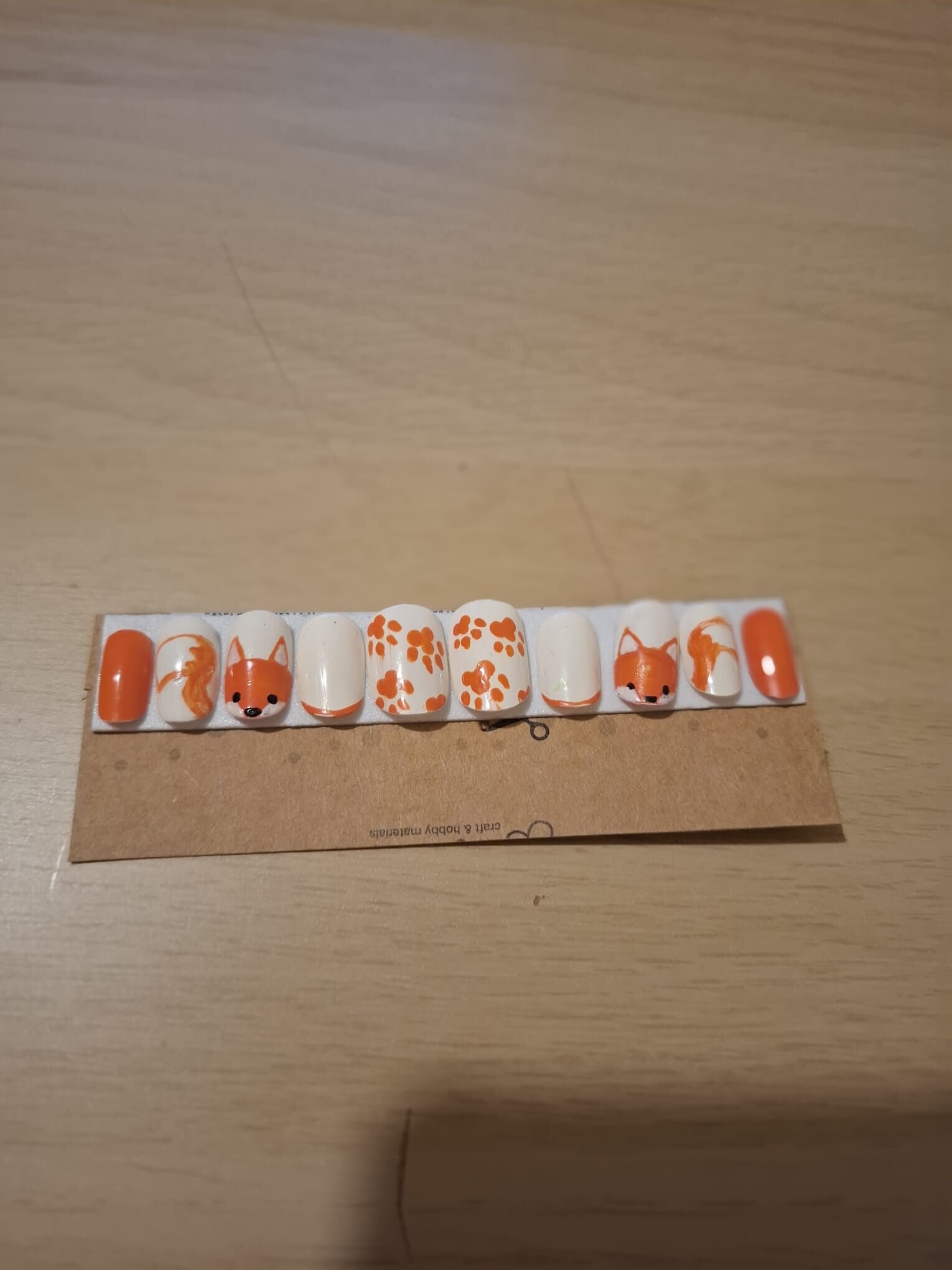 Press-on Fox Nails
