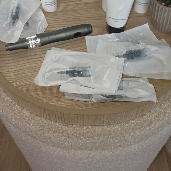 Startpakket Microneedling - Needling pen & Kopjes