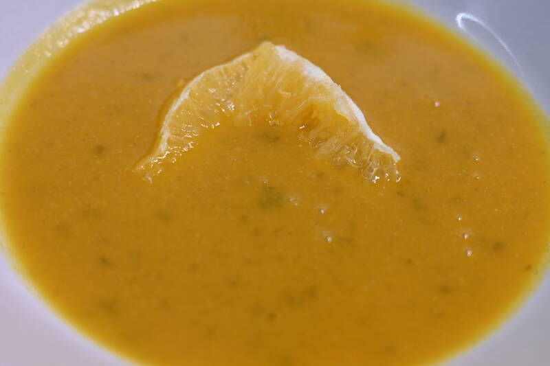 orangen-karottensuppe-2-standard.jpg
