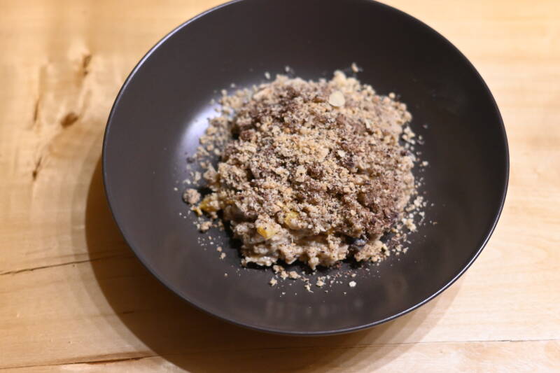 veganer Porridge mit Nussmischung