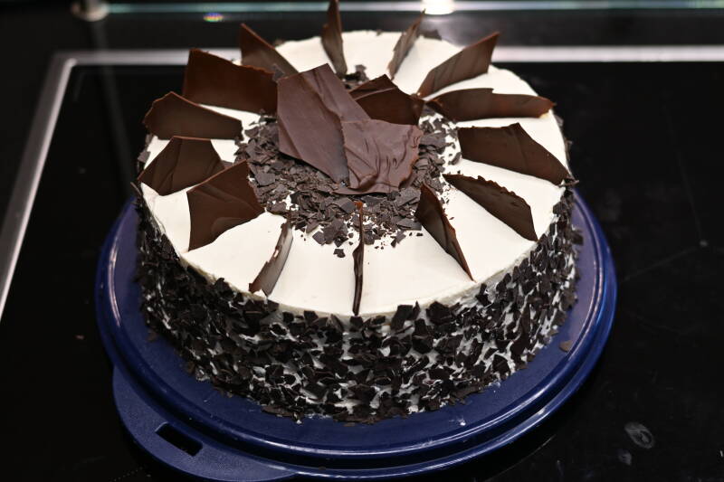 fertige Schwarzwälderkirsch-Torte.jpg