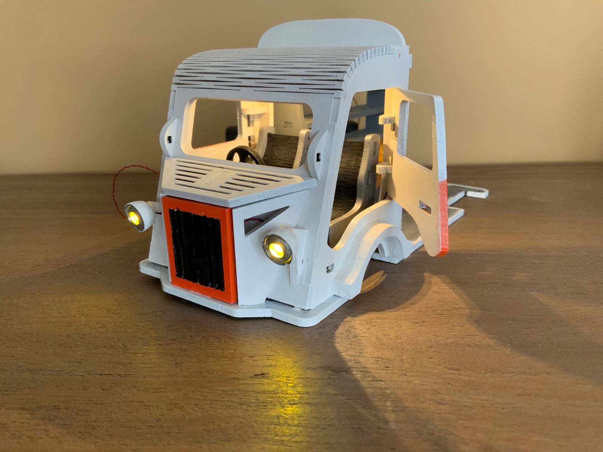 Citroën HY Rijkspolitie – interieur met apparatuur