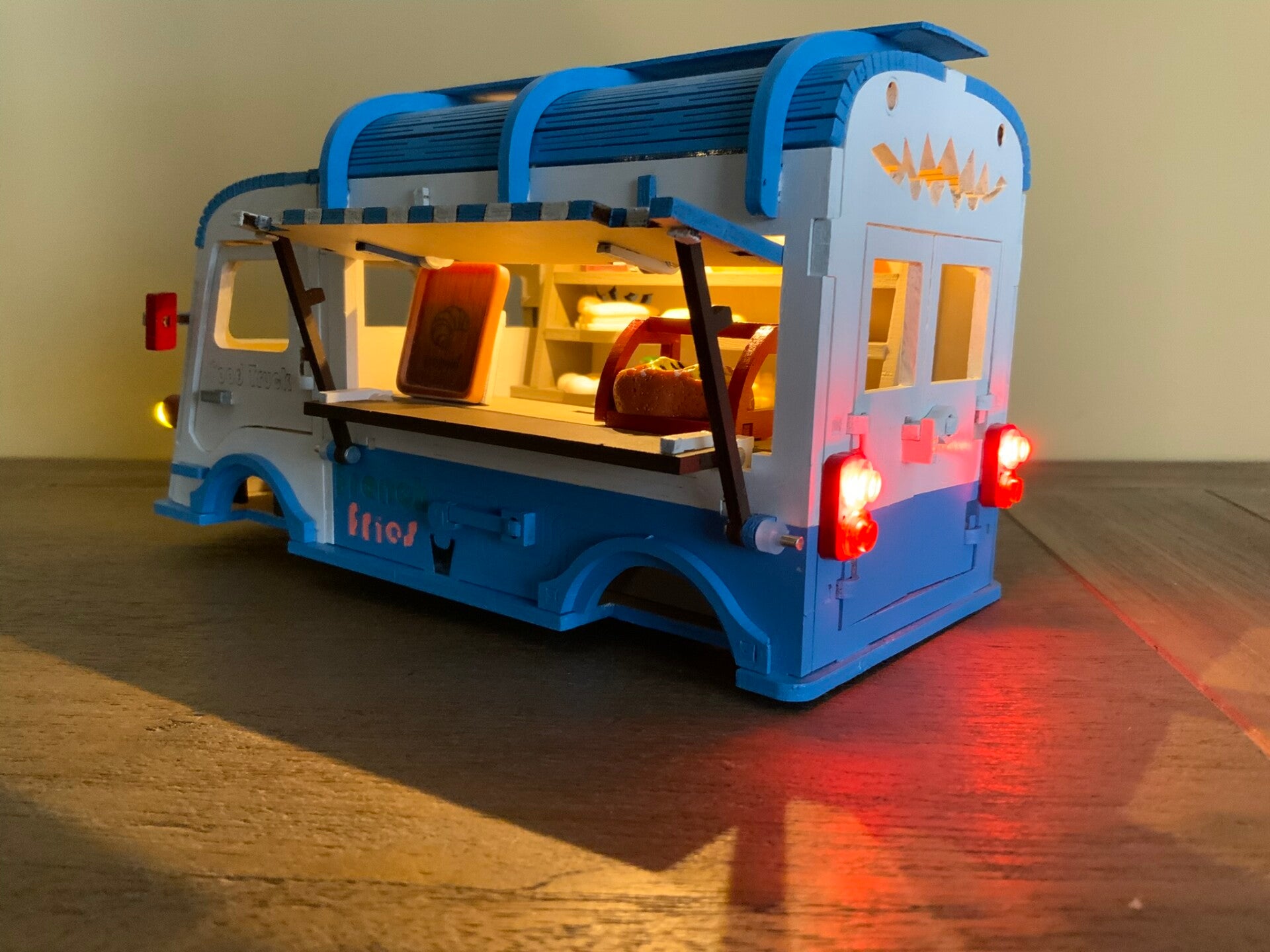 Citroën HY Foodtruck – detailafwerking tijdens bouw