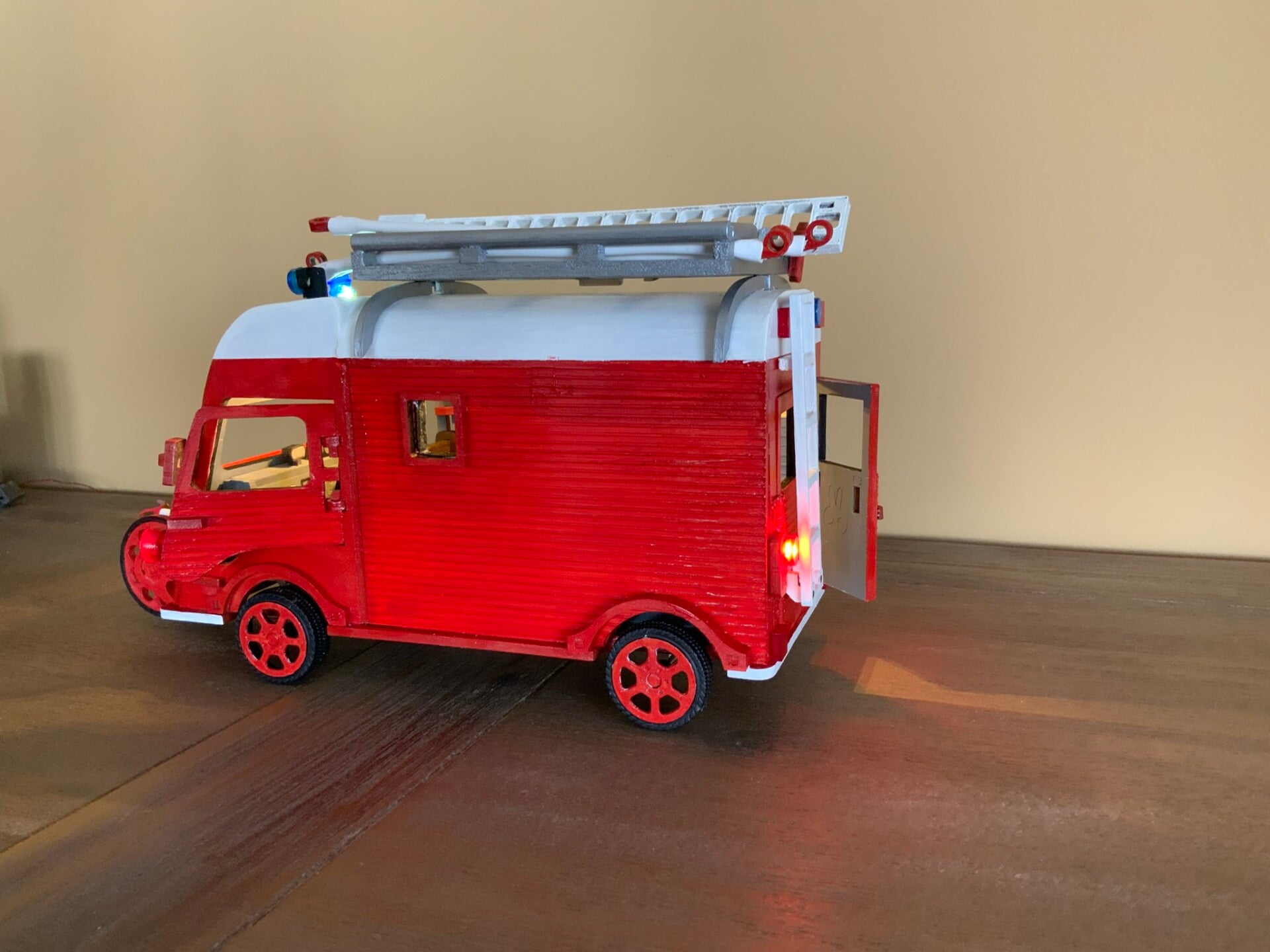 Citroën HY Brandweerwagen model – vooraanzicht