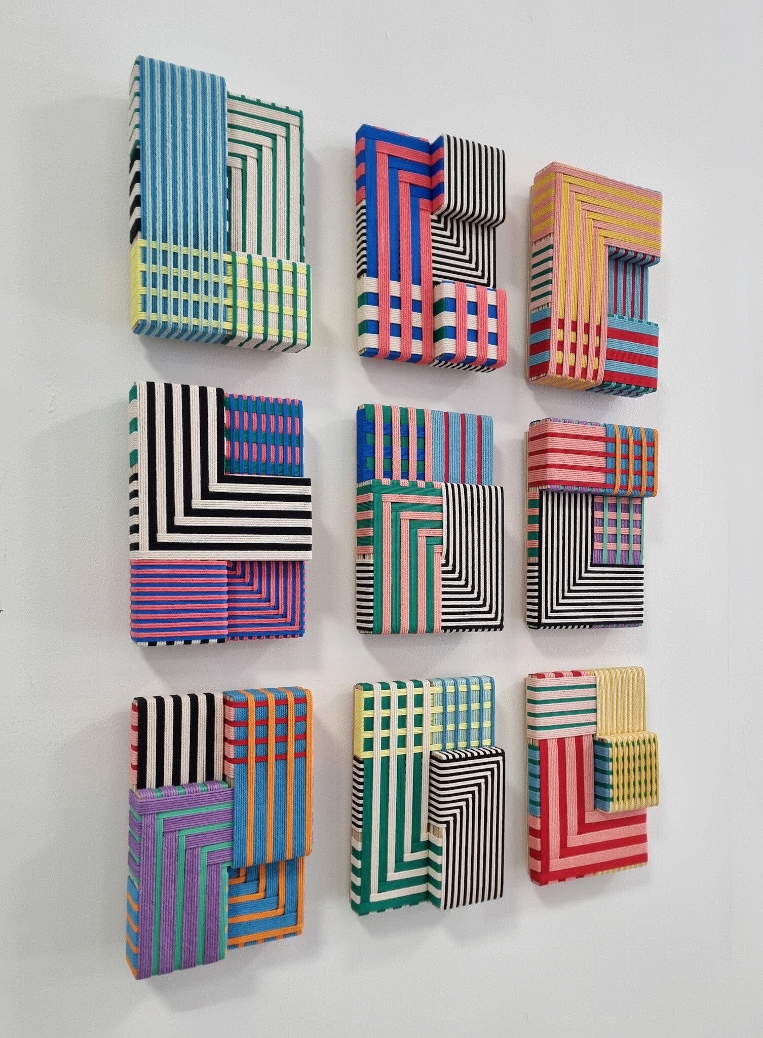 64 by Nom Bisschop — 9 of 64 arrangements shown