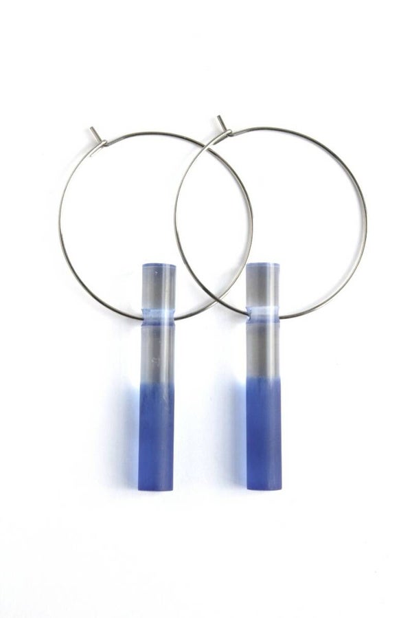 VERKOCHT Oorbellen acrylaat O20-4