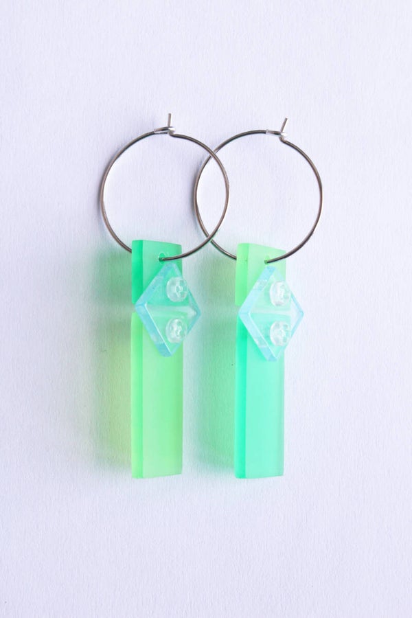 Oorbellen acrylaat O20-32