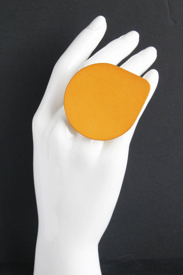 Ring leer en acrylaat geel R21-21