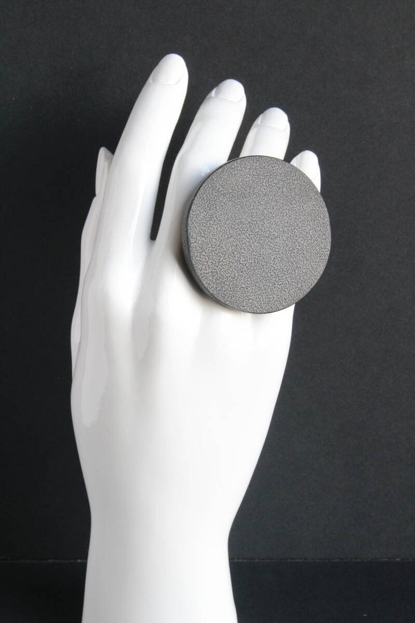 Ring leer en acrylaat zwart R21-36