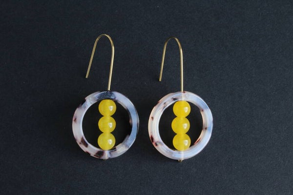 Oorbellen acrylaat en topaas O21-12