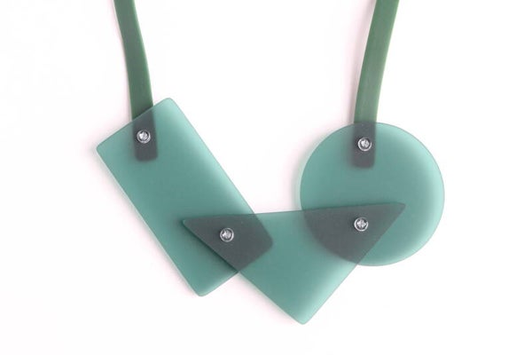 Ketting acrylaat en rubber K21-2 VERKOCHT