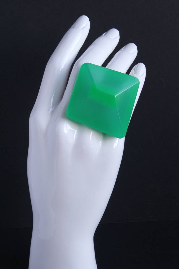 Ring acrylaat R21-66