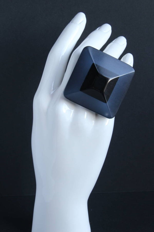 VERKOCHT Ring acrylaat R21-63