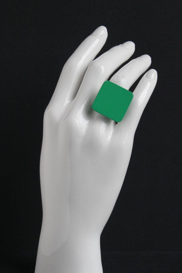 Ring leer en acrylaat groen R23-75