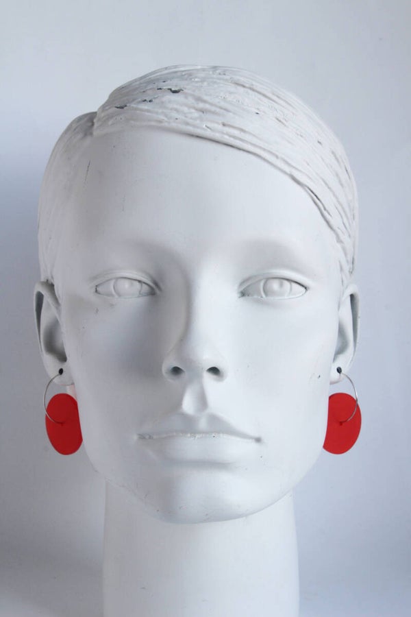 Oorbellen mat rood acrylaat O24-4