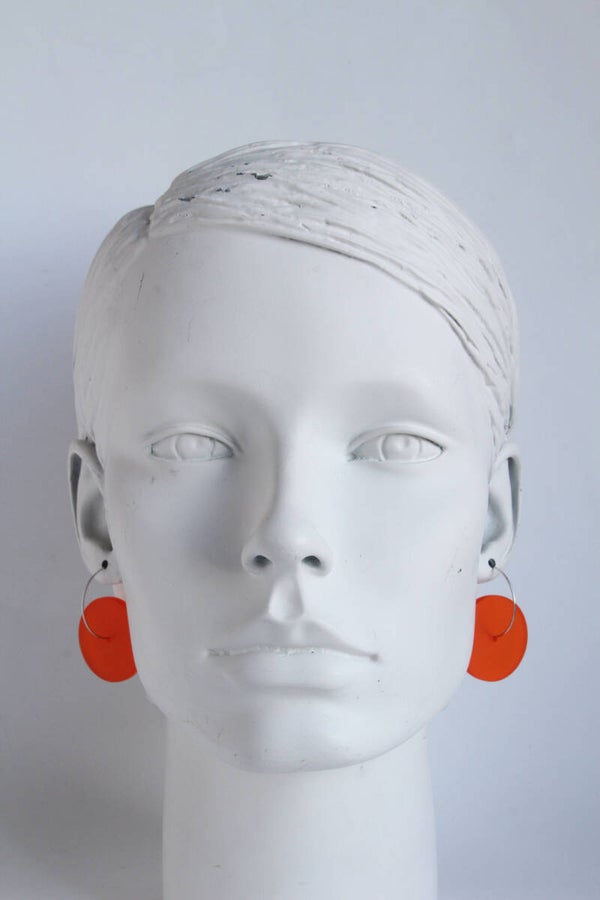 Oorbellen mat oranje acrylaat O24-12