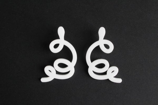 Oorbellen Doodle wit O24-20