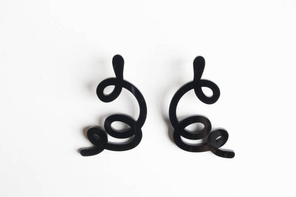 Oorbellen Doodle zwart O24-19