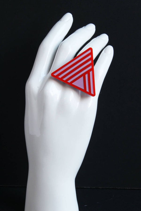 Ring Bauhaus driehoek R24-21