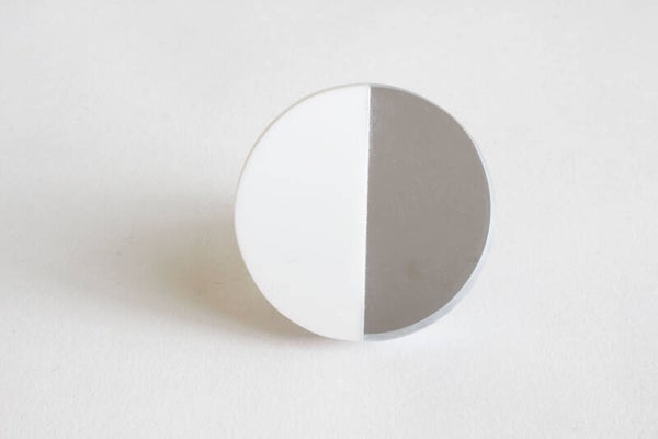 Ring acrylaat wit R25-26