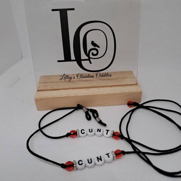 Glasses straps and chains