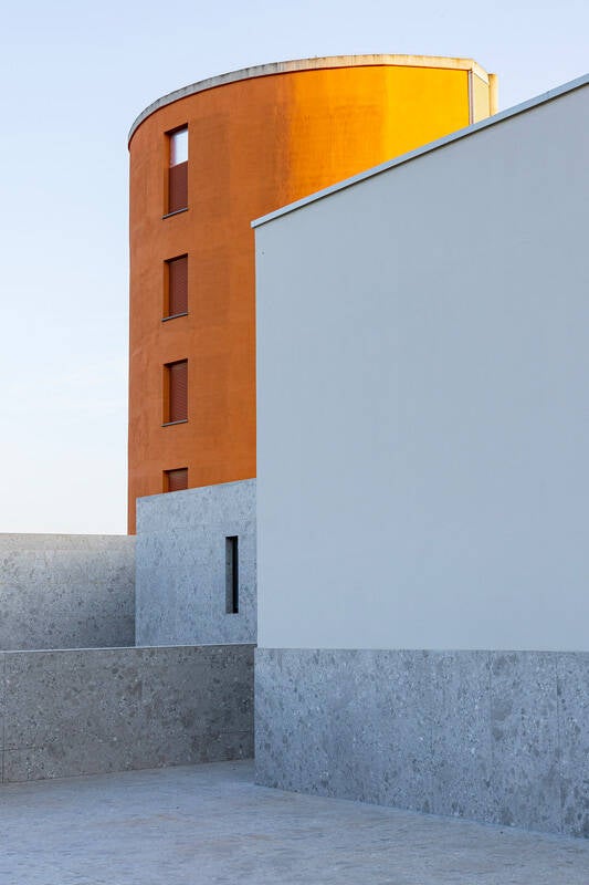 Annahme: Antonino Catalano – Orange, Schweiz
