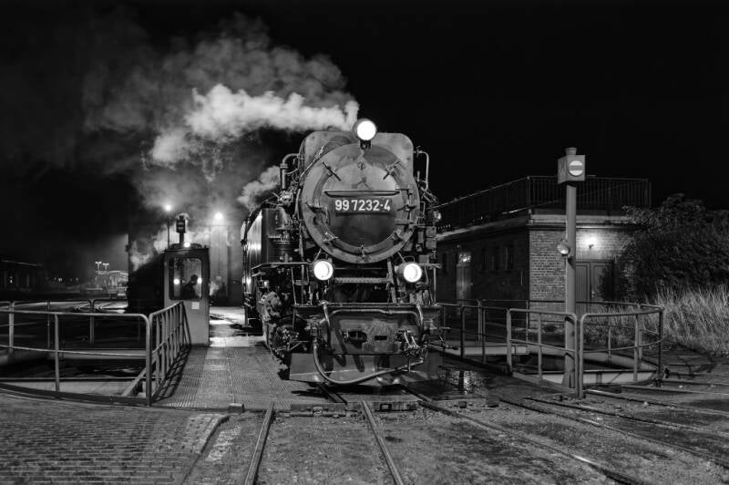 Annahme: Auf der Drehscheibe Peter Hartl, Augsburg