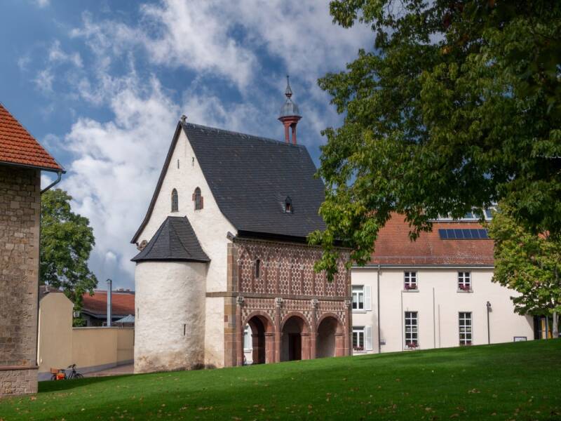 Annahme: Kloster Lorsch Waldemar Belter, Osterburken