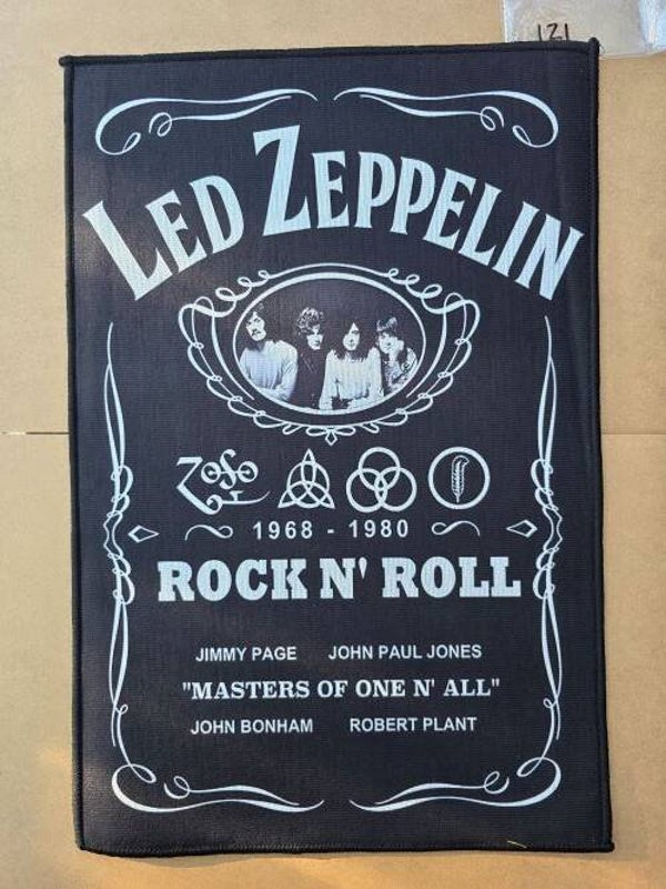 Mat 121 - Led Zeppelin 1968-1980 Rock N Roll