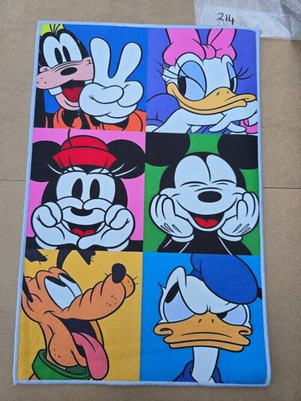 Mat 214 - Disney Characters Mickey Mouse Universe