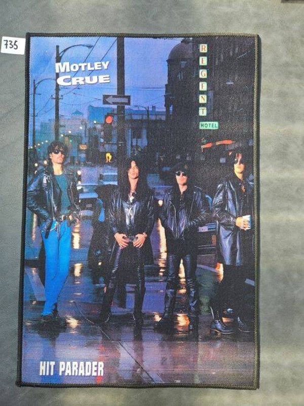 Mat 735 - Motley Crue