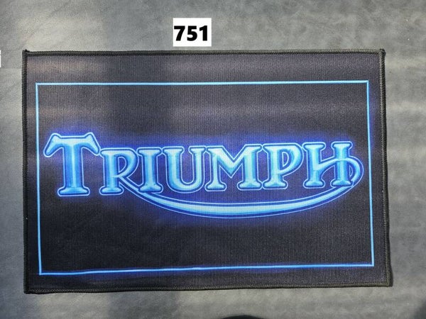 Mat 751 - Triumph Neon Logo