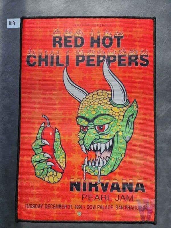 Mat 819 - Red Hot Chili Peppers