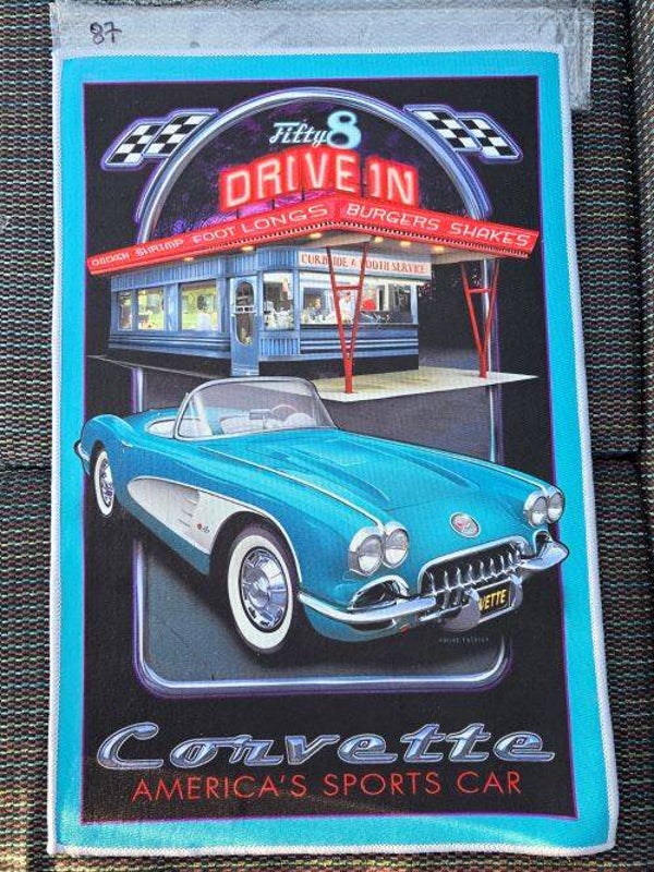 Mat 87 - Corvette Drive In