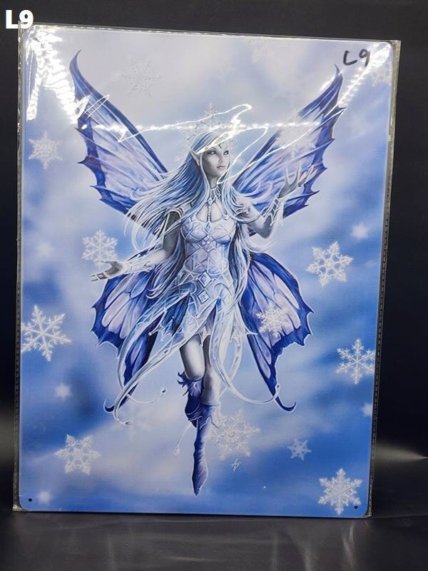 Tin Sign 40x30 - L9 Anne Stokes Snowflake