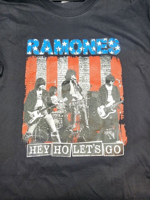 T-Shirt - Ramones Hey Ho Let's Go
