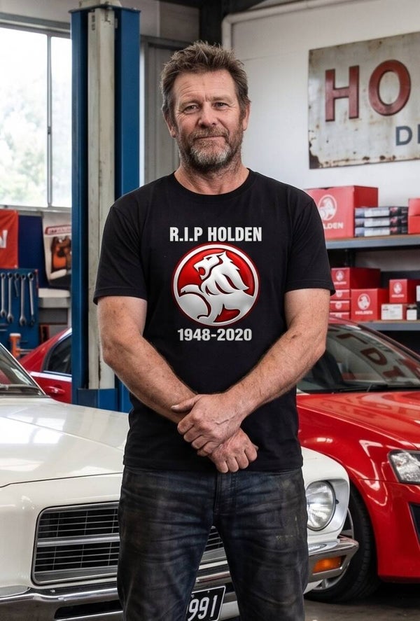 RIP Holden - T-Shirt Regular 140gsm