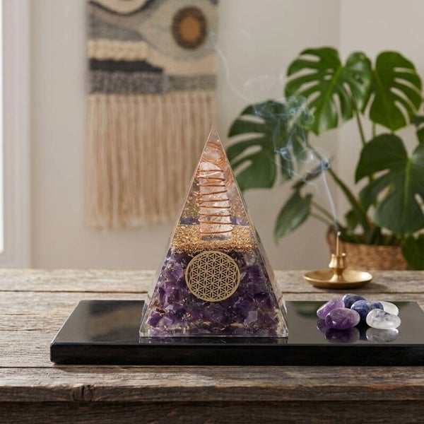 Orgoniet piramide amethist bloem des levens