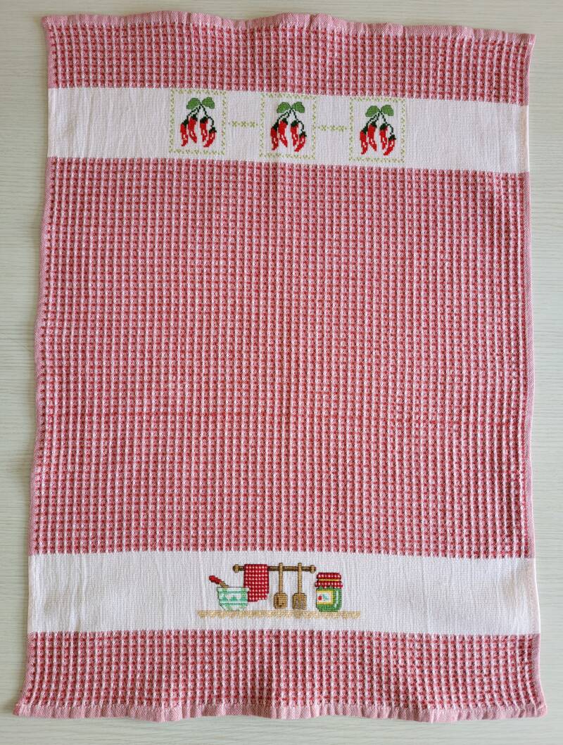 Torchon broderie Piments et rata