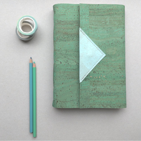 Artjournal - notitieboek A5 - groen - handgeschept papier - omslag van kurk