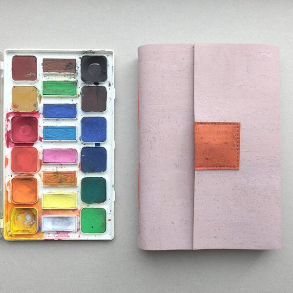 Artjournal - notitieboek A5- roze - handgeschept papier - omslag van kurk