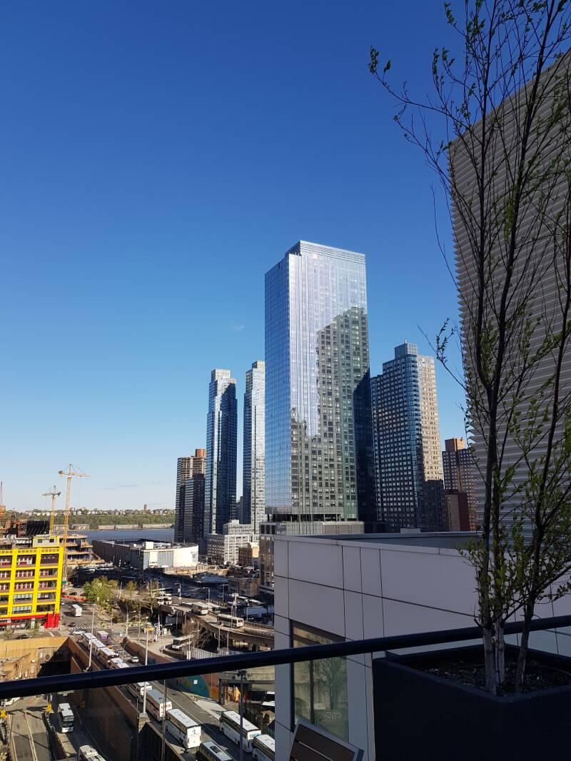 View from 9th Ave (M)