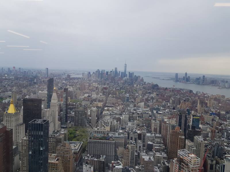 Empire State Building (M)